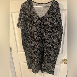 J. Jill Black and Gray Floral T-Shirt Dress